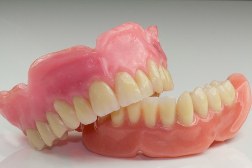 There are three main types of dentures.